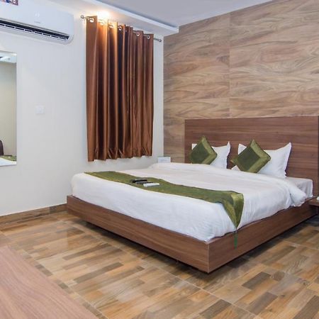 Hotel Treebo Trend Bipin International Lucknow Exterior foto