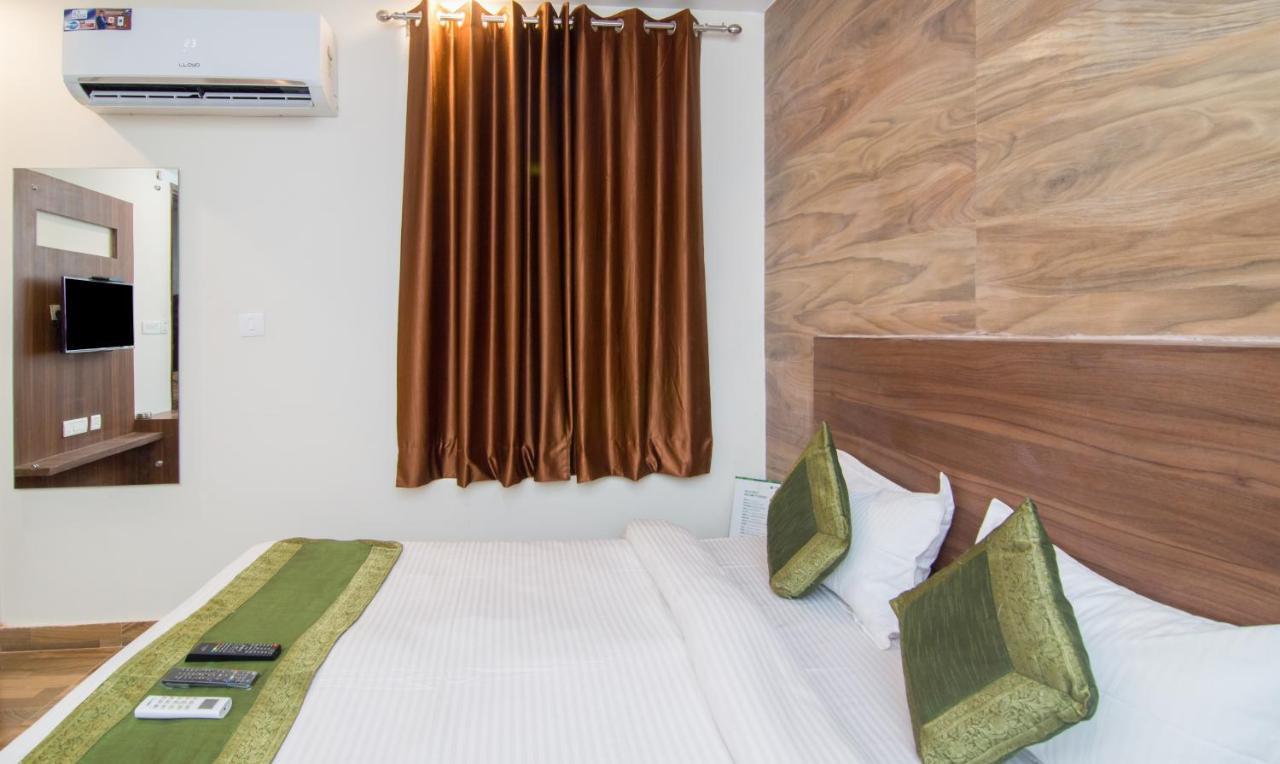Hotel Treebo Trend Bipin International Lucknow Exterior foto