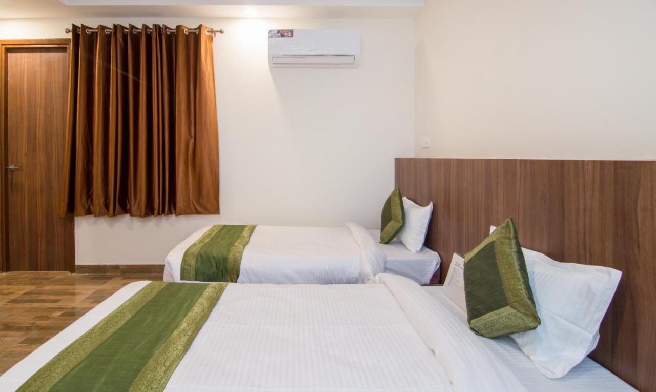 Hotel Treebo Trend Bipin International Lucknow Exterior foto