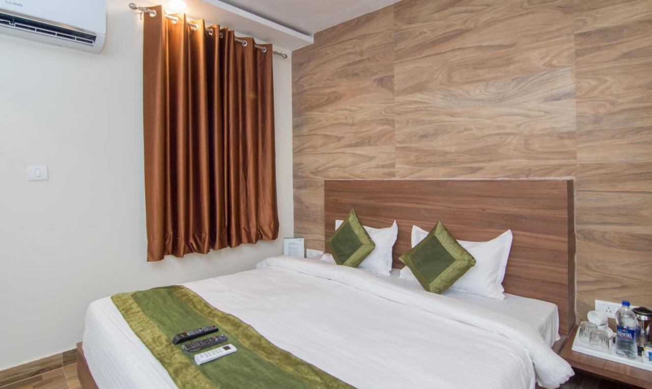 Hotel Treebo Trend Bipin International Lucknow Exterior foto